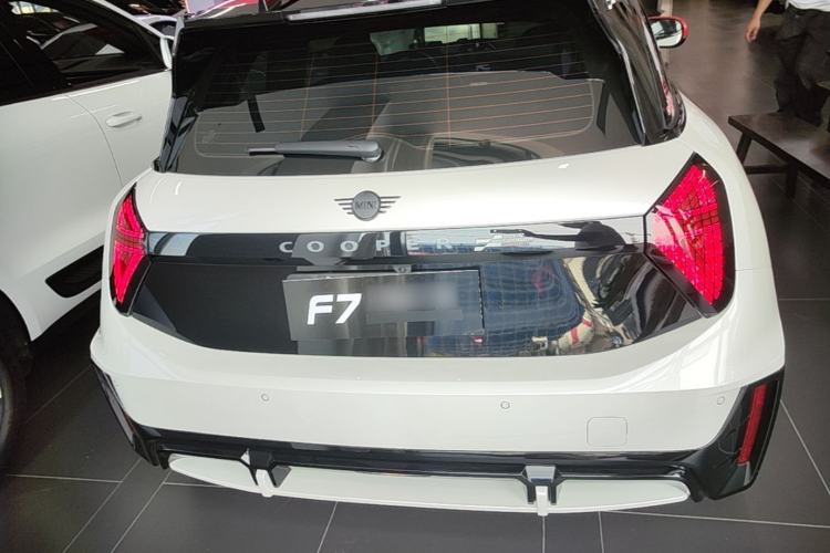 Used MINI Electric COOPER JCW 2025 JOHN COOPER WORKS Rear