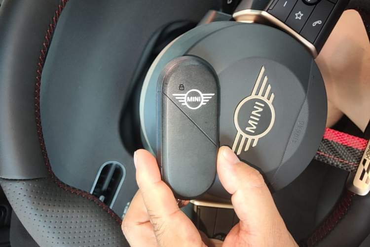 Used MINI Electric COOPER JCW 2025 JOHN COOPER WORKS Vehicle Key