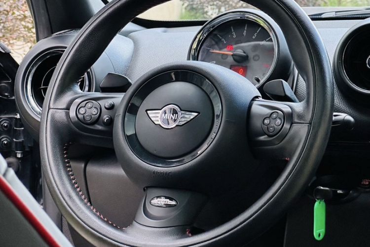 Used MINI JCM COUNTRYMAN 2014 1.6T JOHN COOPER WORKS ALL4 Interior 7