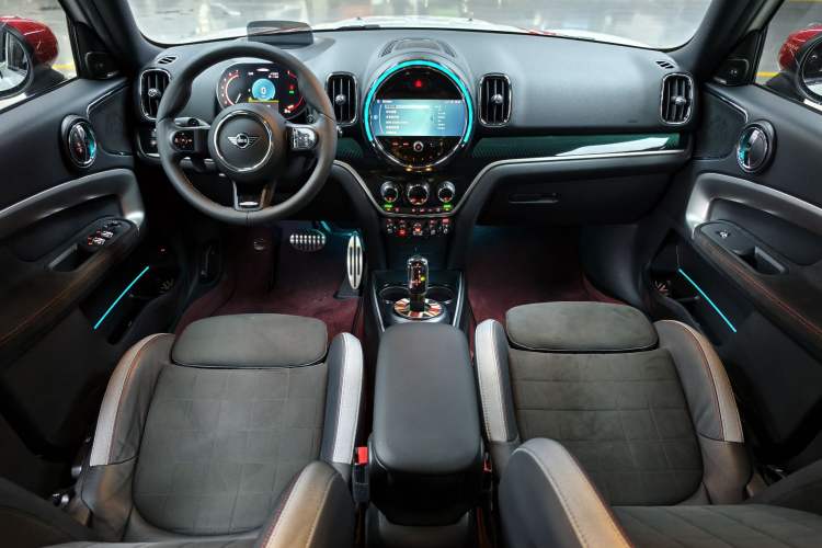 Used MINI JCM COUNTRYMAN 2022 2.0T JOHN COOPER WORKS ALL-IN Interior 1