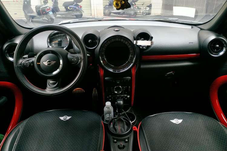 Used MINI JCM COUNTRYMAN 2013 1.6T JOHN COOPER WORKS ALL4 Center Console