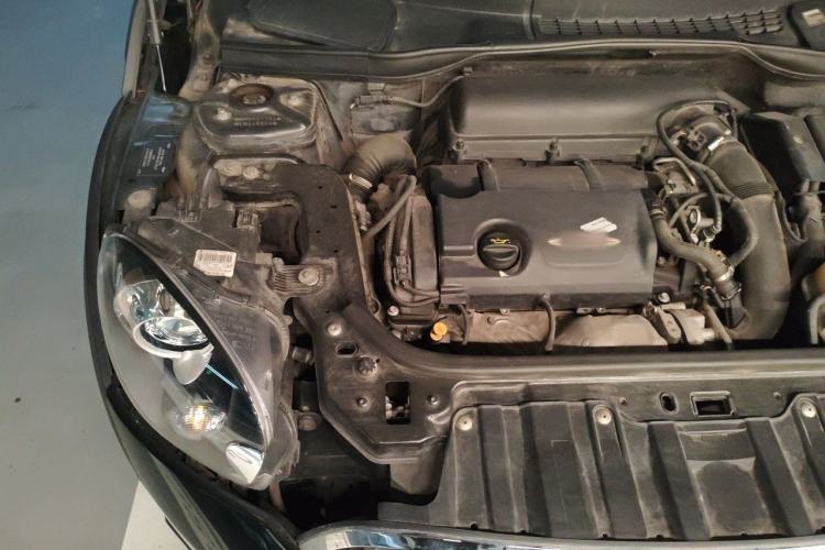 Used MINI JCM COUNTRYMAN 2013 1.6T JOHN COOPER WORKS ALL4 Engine Bay Right