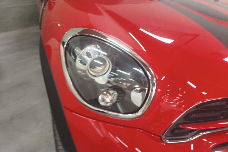 Used MINI JCM COUNTRYMAN 2013 1.6T JOHN COOPER WORKS ALL4 Right Front Headlight