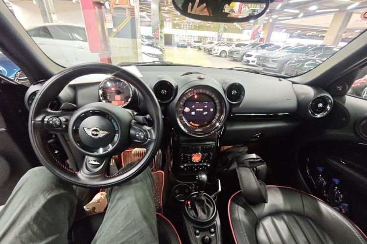 Used MINI JCM COUNTRYMAN 2014 1.6T JOHN COOPER WORKS ALL4 Center Console