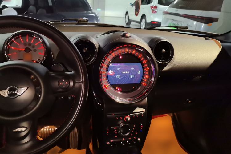 Used MINI JCM COUNTRYMAN 2014 1.6T JOHN COOPER WORKS ALL4 Center Console