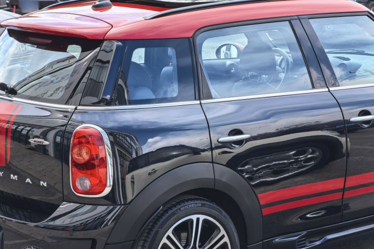 Used MINI JCM COUNTRYMAN 2014 1.6T JOHN COOPER WORKS ALL4 Exterior 8