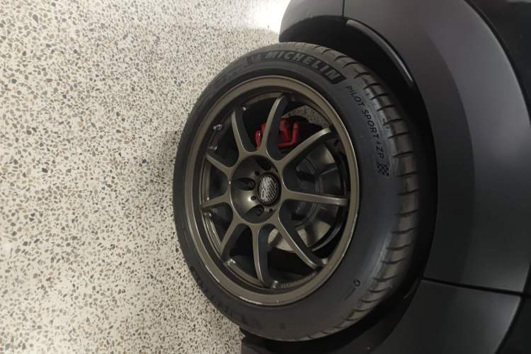 Used MINI JCM COUNTRYMAN 2014 1.6T JOHN COOPER WORKS ALL4 Exterior 8