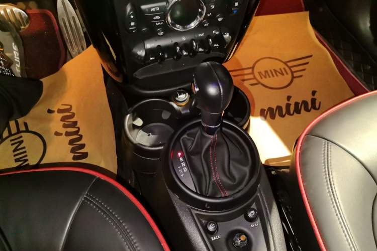 Used MINI JCM COUNTRYMAN 2014 1.6T JOHN COOPER WORKS ALL4 Gear Lever