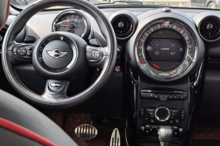 Used MINI JCM COUNTRYMAN 2014 1.6T JOHN COOPER WORKS ALL4 Interior 5