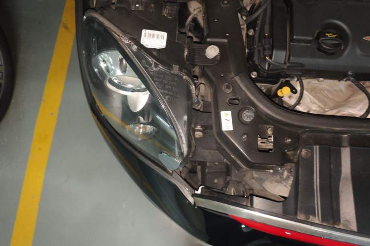 Used MINI JCM COUNTRYMAN 2014 1.6T JOHN COOPER WORKS ALL4 Engine Bay Right