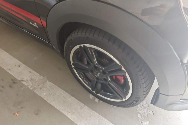Used MINI JCM COUNTRYMAN 2014 1.6T JOHN COOPER WORKS ALL4 Right Front Wheel Hub