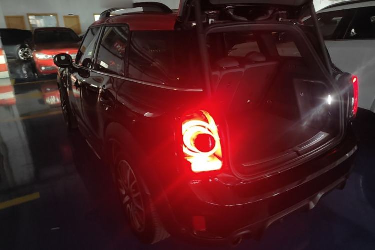 Used MINI JCM COUNTRYMAN 2017 2.0T JOHN COOPER WORKS Exterior 2