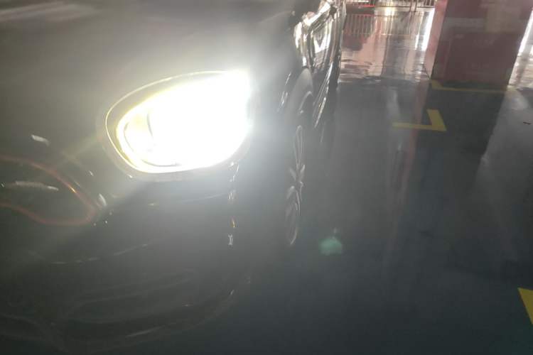 Used MINI JCM COUNTRYMAN 2017 2.0T JOHN COOPER WORKS Left Front Headlight