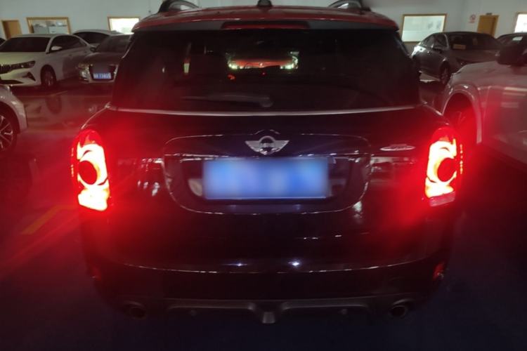 Used MINI JCM COUNTRYMAN 2017 2.0T JOHN COOPER WORKS Rear