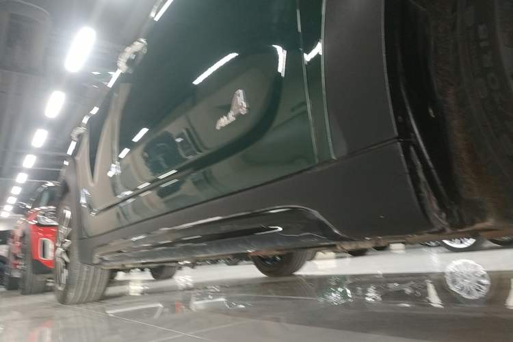 Used MINI JCM COUNTRYMAN 2017 2.0T JOHN COOPER WORKS Traveler Right Side Sill