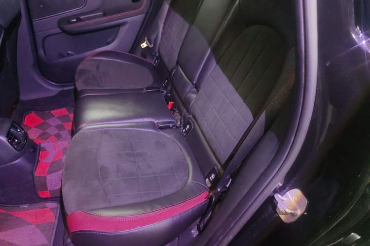 Used MINI JCM COUNTRYMAN 2017 2.0T JOHN COOPER WORKS Traveler Left Rear Seat
