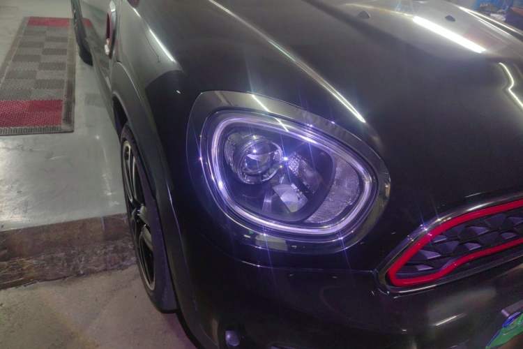 Used MINI JCM COUNTRYMAN 2017 2.0T JOHN COOPER WORKS Traveler Right Front Headlight