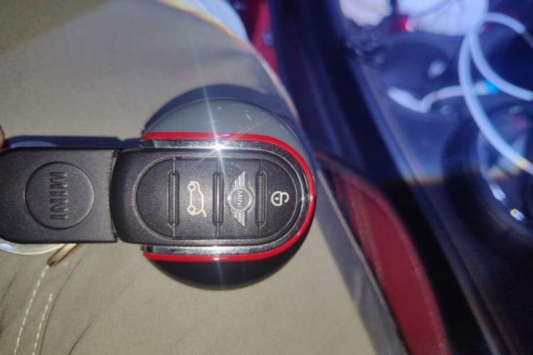 Used MINI JCM COUNTRYMAN 2017 2.0T JOHN COOPER WORKS Traveler Vehicle Key
