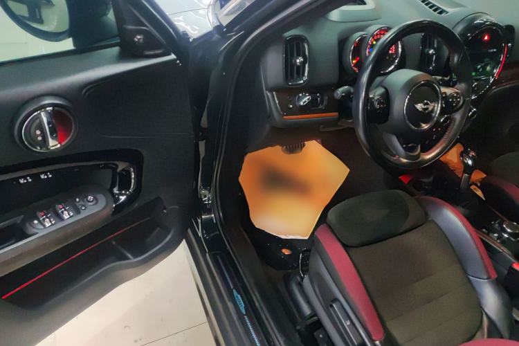 Used MINI JCM COUNTRYMAN 2017 2.0T JOHN COOPER WORKS Traveler Driver Seat