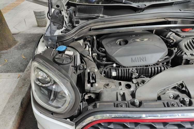 Used MINI JCM COUNTRYMAN 2017 2.0T JOHN COOPER WORKS Traveler Engine Bay Right