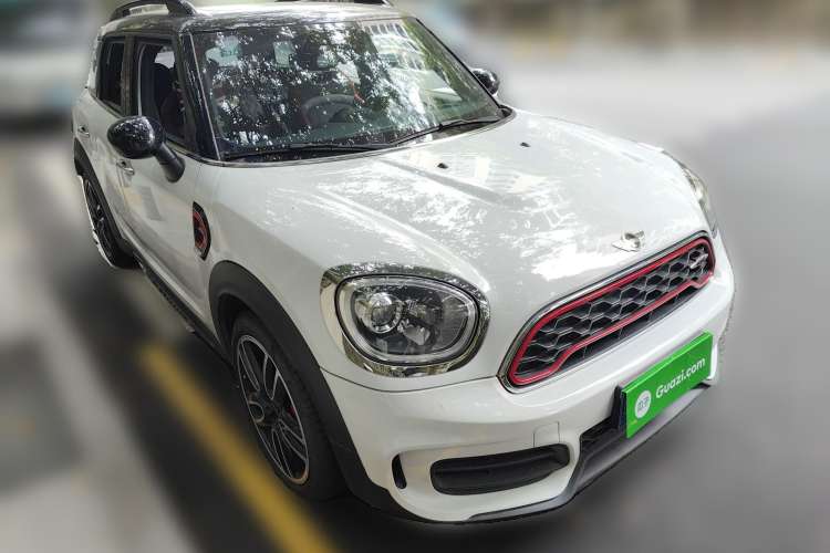 Used MINI JCM COUNTRYMAN 2017 2.0T JOHN COOPER WORKS Traveler Front Right 45 Deg
