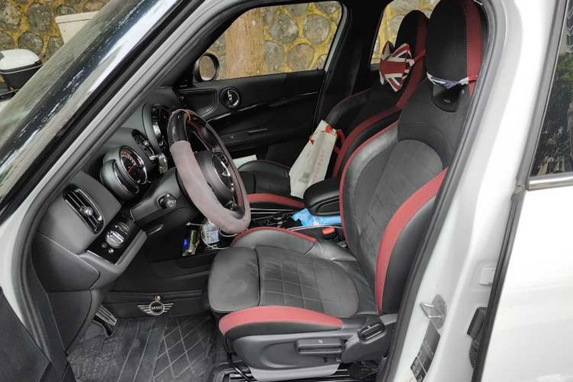 Used MINI JCM COUNTRYMAN 2017 2.0T JOHN COOPER WORKS Traveler Left Front Seat