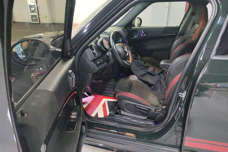 Used MINI JCM COUNTRYMAN 2018 2.0T JOHN COOPER WORKS ALL-IN Driver Seat