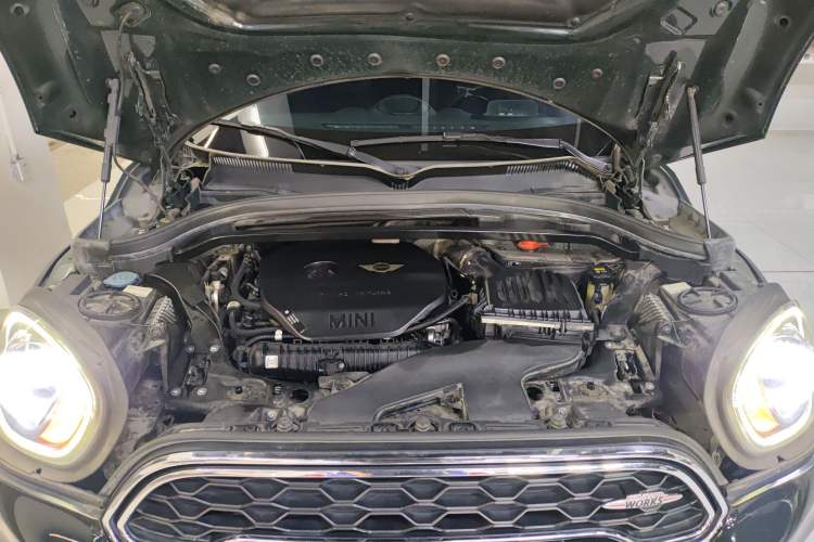 Used MINI JCM COUNTRYMAN 2018 2.0T JOHN COOPER WORKS ALL-IN Engine Bay