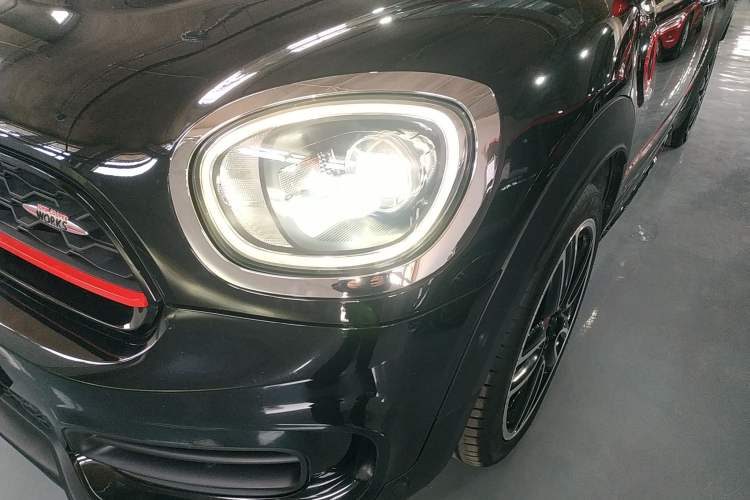 Used MINI JCM COUNTRYMAN 2018 2.0T JOHN COOPER WORKS ALL-IN Left Front Headlight