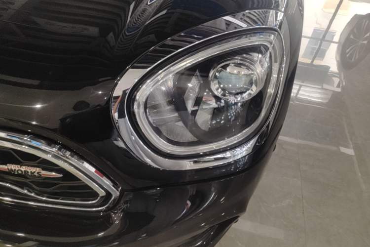 Used MINI JCM COUNTRYMAN 2018 2.0T JOHN COOPER WORKS ALL-IN Left Front Headlight