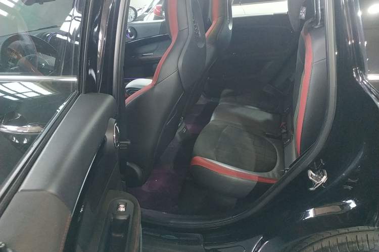 Used MINI JCM COUNTRYMAN 2018 2.0T JOHN COOPER WORKS ALL-IN Left Rear Seat