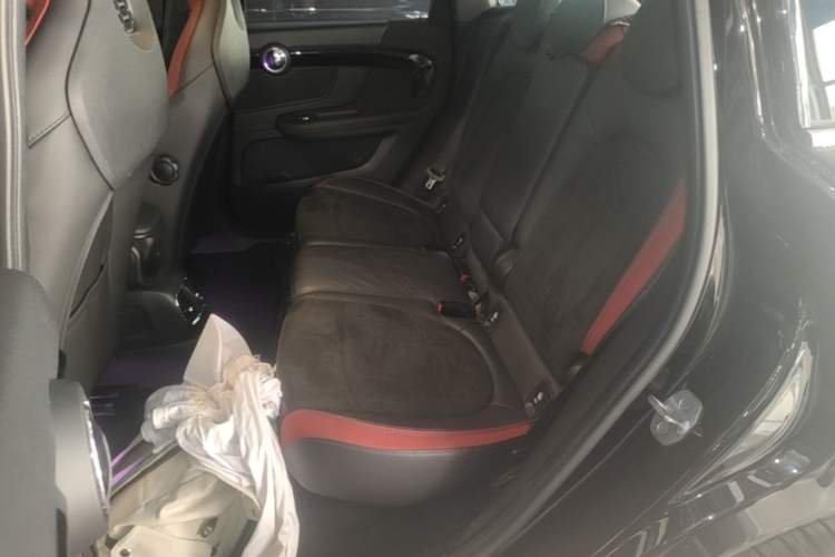 Used MINI JCM COUNTRYMAN 2018 2.0T JOHN COOPER WORKS ALL-IN Left Rear Seat