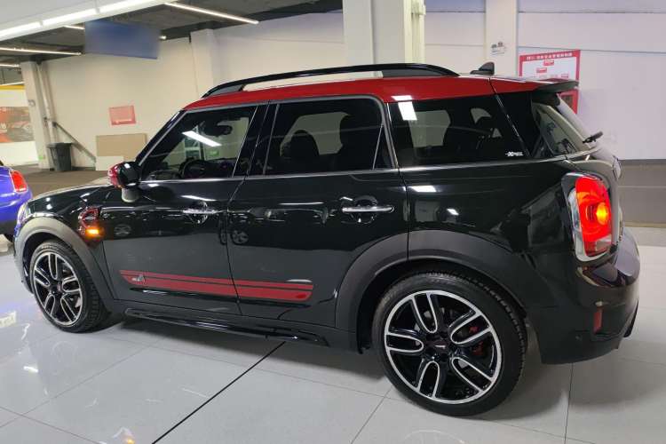 Used MINI JCM COUNTRYMAN 2018 2.0T JOHN COOPER WORKS ALL-IN Left Side