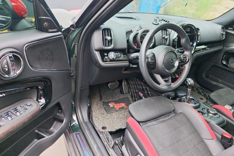 Used MINI JCM COUNTRYMAN 2018 2.0T JOHN COOPER WORKS ALL-IN Driver Seat