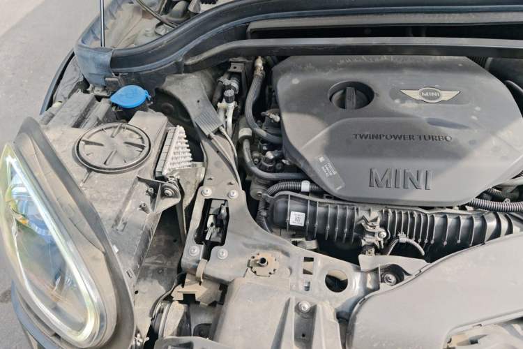 Used MINI JCM COUNTRYMAN 2018 2.0T JOHN COOPER WORKS ALL-IN Engine Bay Right