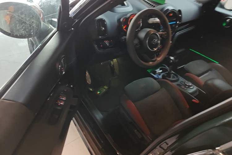 Used MINI JCM COUNTRYMAN 2018 2.0T JOHN COOPER WORKS ALL-IN Driver Seat