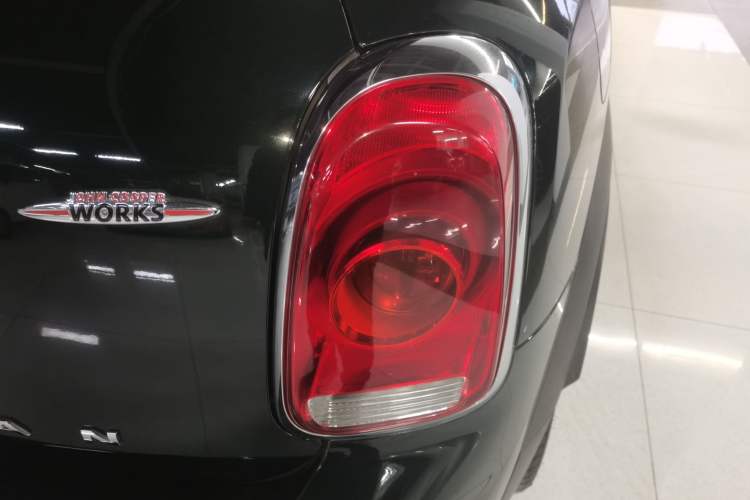 Used MINI JCM COUNTRYMAN 2018 2.0T JOHN COOPER WORKS ALL-IN Exterior 2