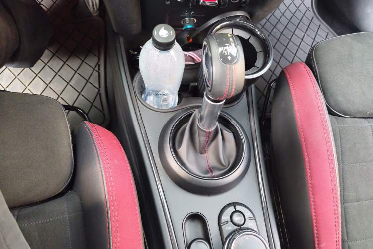 Used MINI JCM COUNTRYMAN 2018 2.0T JOHN COOPER WORKS ALL-IN Gear Lever
