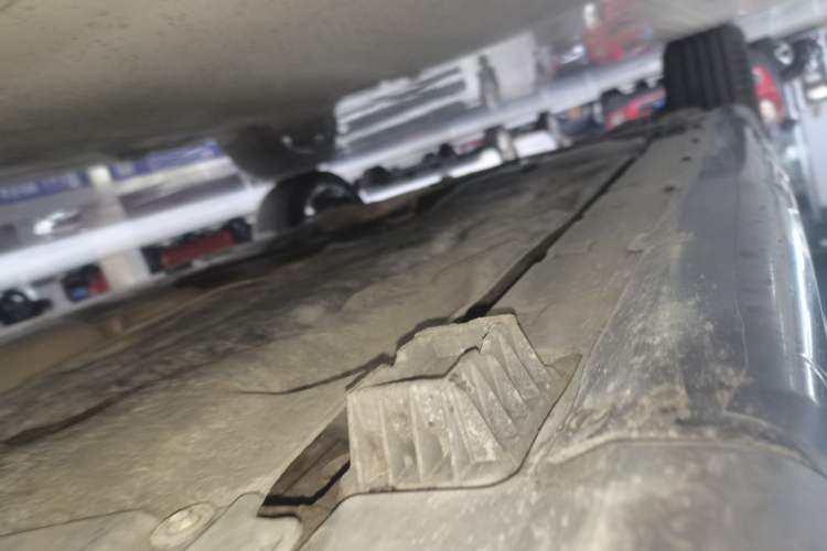 Used MINI JCM COUNTRYMAN 2018 2.0T JOHN COOPER WORKS ALL-IN Right Side Sill
