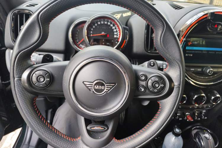 Used MINI JCM COUNTRYMAN 2018 2.0T JOHN COOPER WORKS ALL-IN Steering Wheel