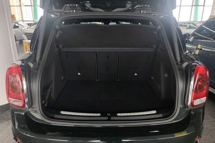 Used MINI JCM COUNTRYMAN 2018 2.0T JOHN COOPER WORKS ALL-IN Trunk
