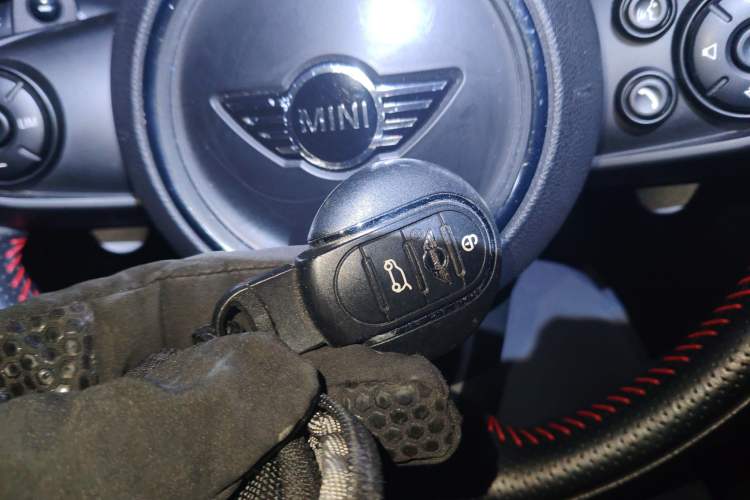Used MINI JCM COUNTRYMAN 2018 2.0T JOHN COOPER WORKS ALL-IN Vehicle Key