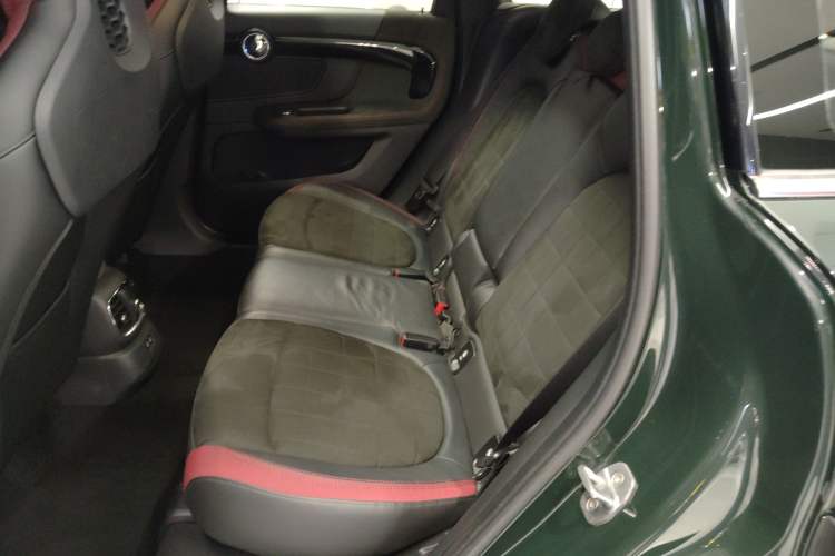 Used MINI JCM COUNTRYMAN 2018 2.0T JOHN COOPER WORKS ALL-IN Interior 3