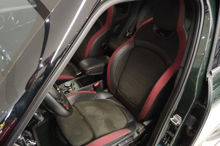 Used MINI JCM COUNTRYMAN 2018 2.0T JOHN COOPER WORKS ALL-IN Left Front Seat