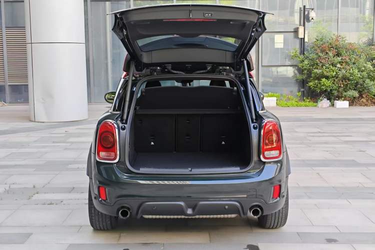 Used MINI JCM COUNTRYMAN 2018 2.0T JOHN COOPER WORKS ALL-IN Trunk