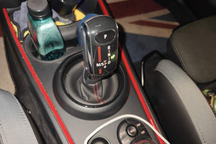 Used MINI JCM COUNTRYMAN 2020 2.0T JOHN COOPER WORKS ALL-IN Gear Lever