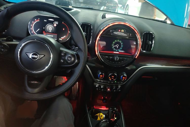 Used MINI JCM COUNTRYMAN 2020 2.0T JOHN COOPER WORKS ALL-IN Interior 2