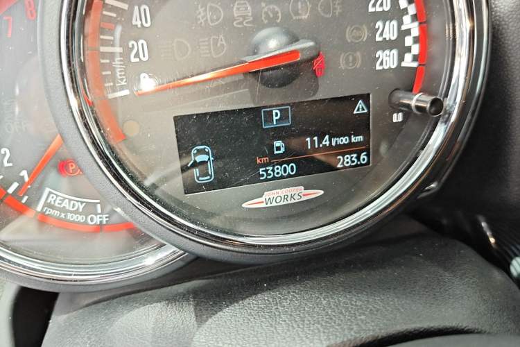 Used MINI JCM COUNTRYMAN 2020 2.0T JOHN COOPER WORKS ALL-IN Odometer Close Up