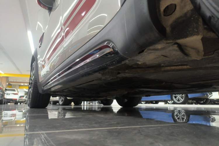 Used MINI JCM COUNTRYMAN 2020 2.0T JOHN COOPER WORKS ALL-IN Left Side Sill