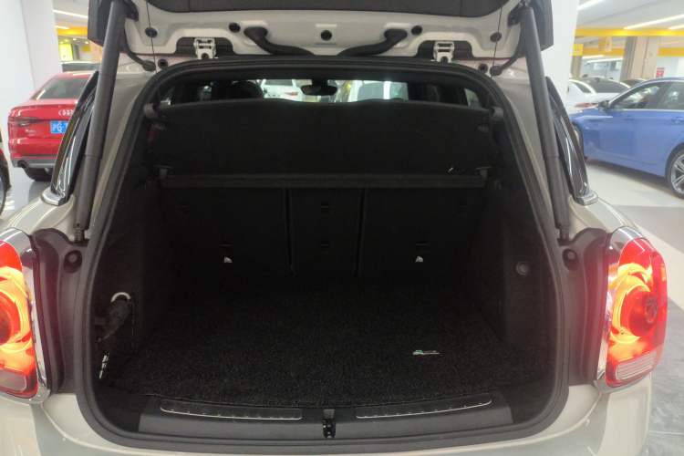 Used MINI JCM COUNTRYMAN 2020 2.0T JOHN COOPER WORKS ALL-IN Trunk